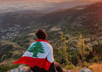 ​”كلٌّن بفلوا”… ويبقى أهل الأرض