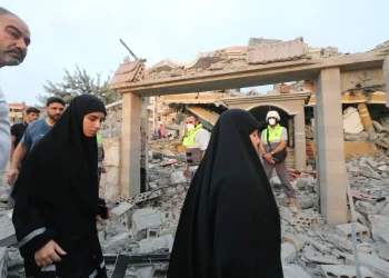ضغوط مالية وعسكرية على «حزب الله» لدفعه نحو تسليم سلاحه