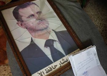 لبنان يتسلّم استنابة قضائية فرنسية لتوقيف رموز في نظام الأسد