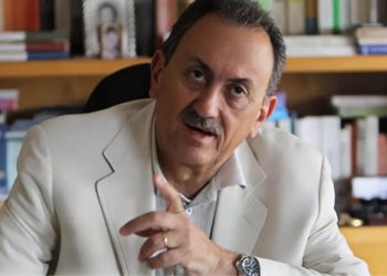 عون يكلّف سيمون كرم برئاسة وفد لبنان في اجتماعات الناقورة