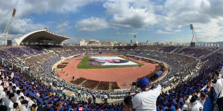 المشروع التربوي لـ «حزب اللّه» في لبنان: نحن «فدائيو خامنئي»