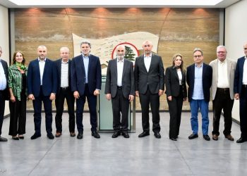جعجع يستقبل وفداً من بلديّة محطة بحمدون – عاليه