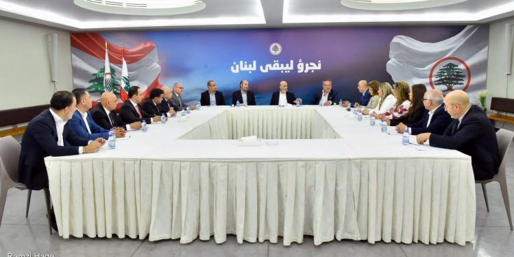 جعجع: دعم الصناعيين يجب أن يكون في صلب أولويات الدولة