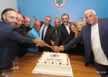 تسلم وتسليم في المتن الأعلى