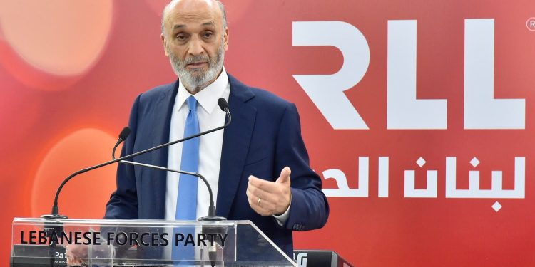 جعجع خلال العشاء السنوي للبنان الحر: نريد الانسحاب الإسرائيلي وحل كل سلاح غير شرعي