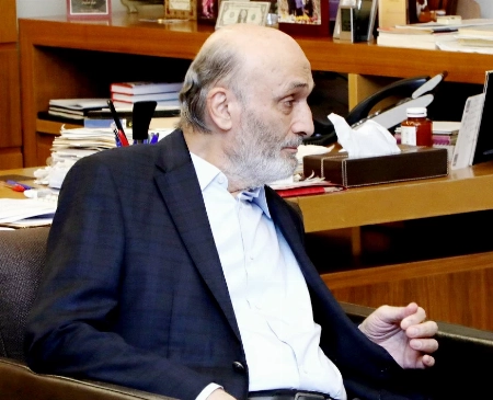 سمير جعجع لـ«عكاظ»: لبنان لن يطلب التدخل من «الشرع»