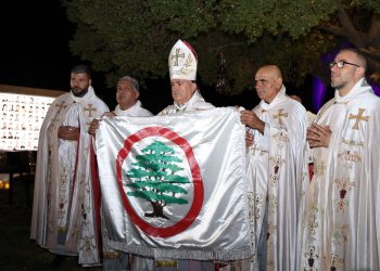 دير الأحمر تحيي شهداء المقاومة… ورسائل عن السيادة وشكل الدولة